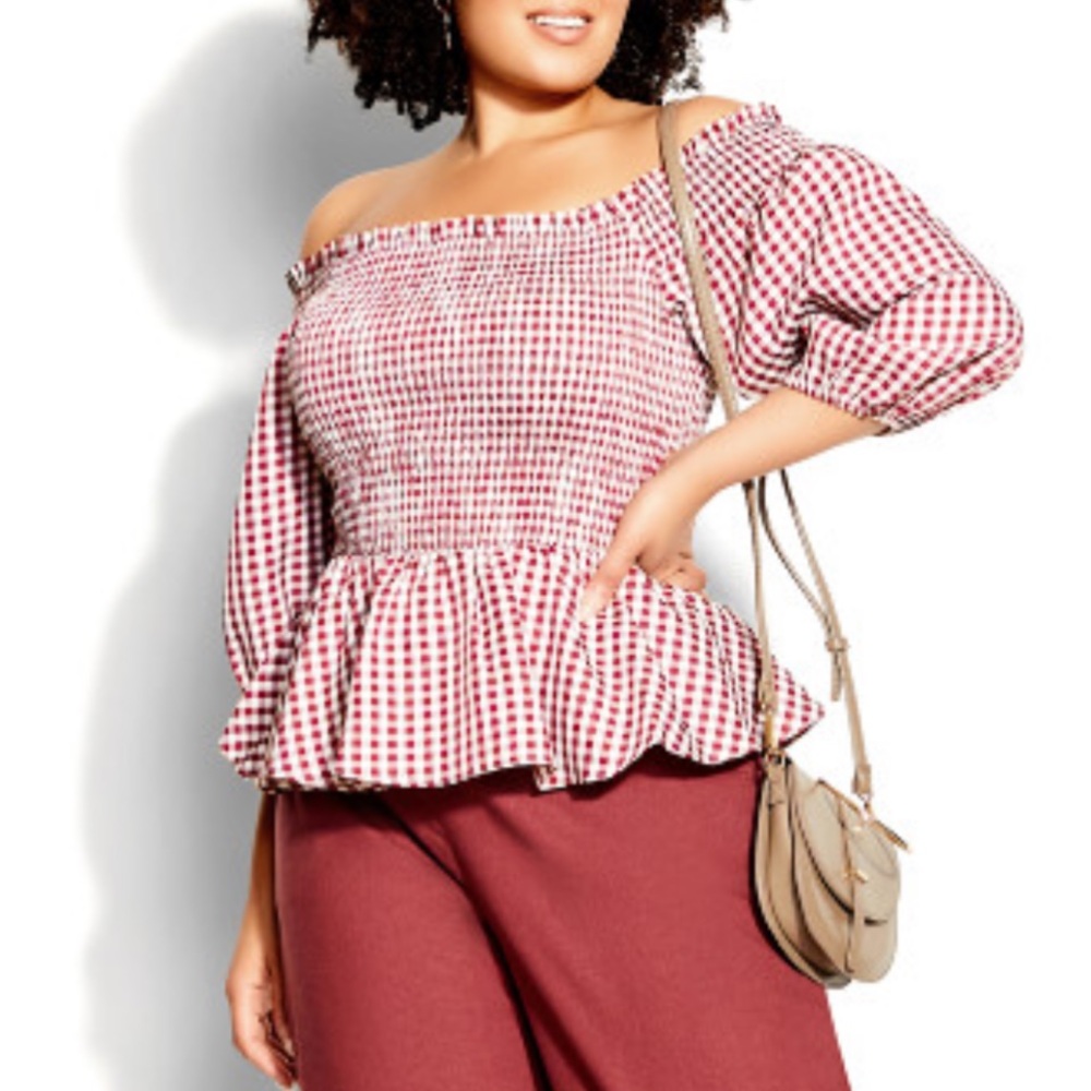 Off-shoulder neckline top - roseberry